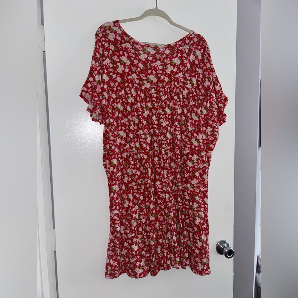 Plus size floral tiered dress - Picture 5 of 5